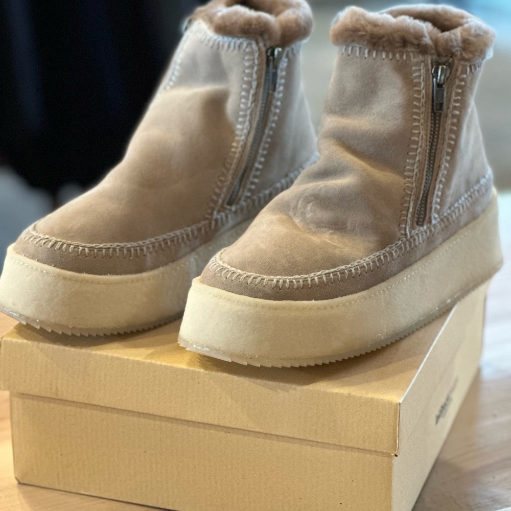 Laidback London Suede Boots